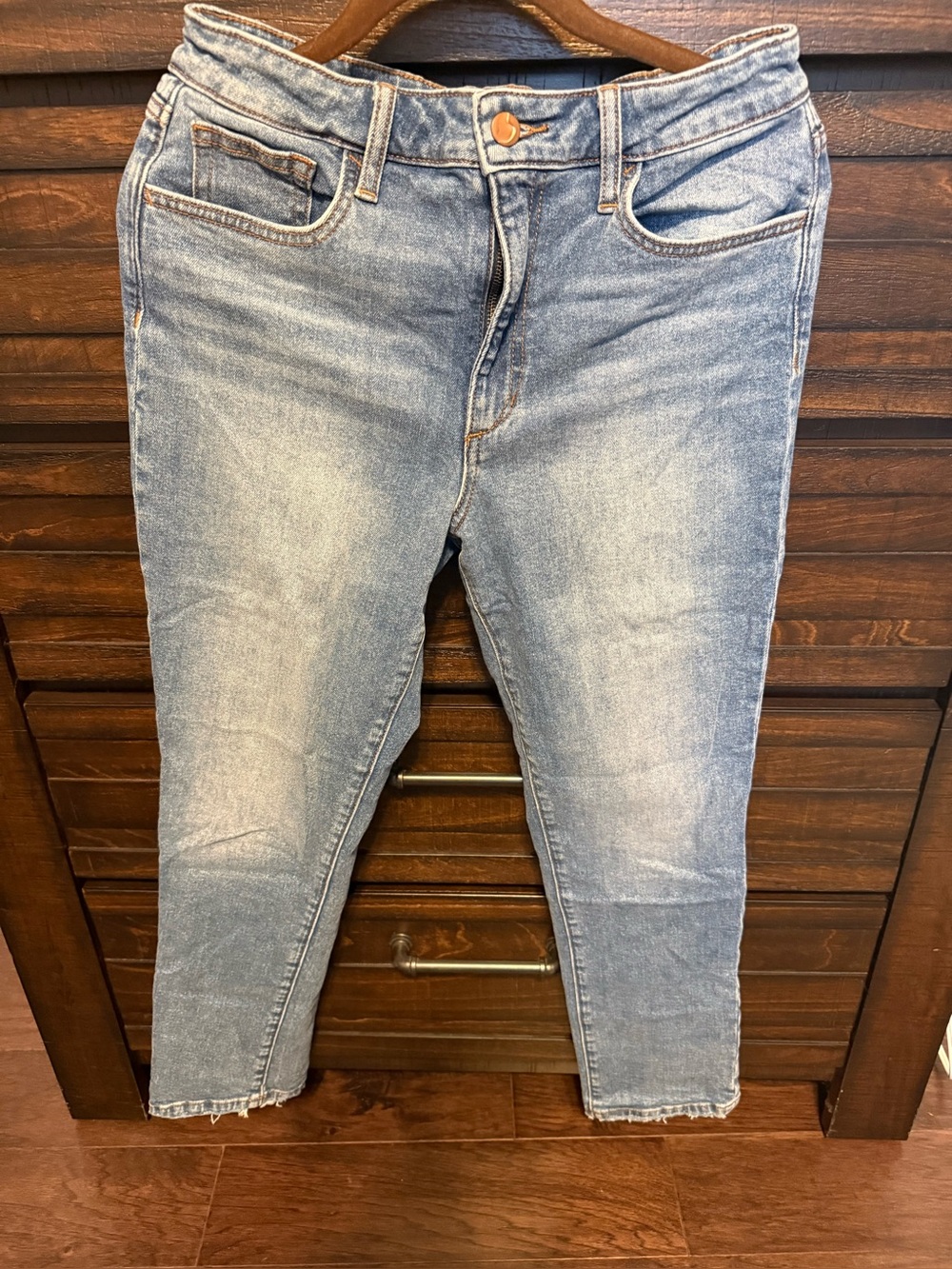 Joe’s Jeans Women’s Size 27 Light Wash Slim Straight Jeans Frayed Hem